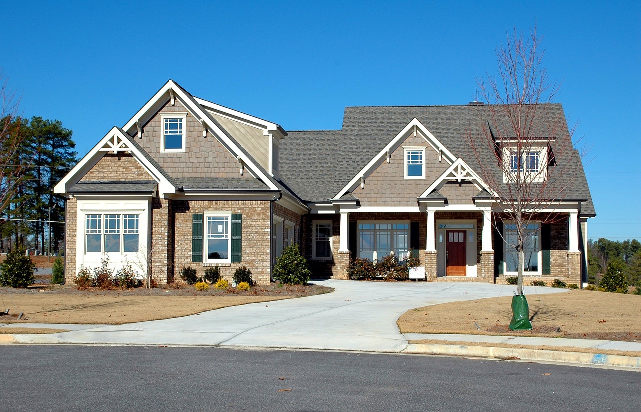 asphalt paving driveway